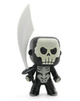 Arty Toys harcos figura csontváz mintával és karddal, gyerekjáték