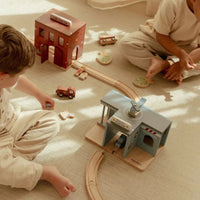 Little Dutch® Rendőrség - Vasúti sínpályához - Little Dutch - Gyerekjátékok