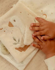 Little Dutch® Textil babakönyv nagy - Newborn Naturals - Little Dutch - Babajátékok - OduStore