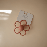 Mushie® Csörgő rágóka - Margaréta - Mushie - Babajátékok - OduStore