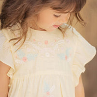Tartine et Chocolat® Hímzett fodros ujjú ruha - Mimosa - Tartine et Chocolat - Ruhák és szoknyák - OduStore