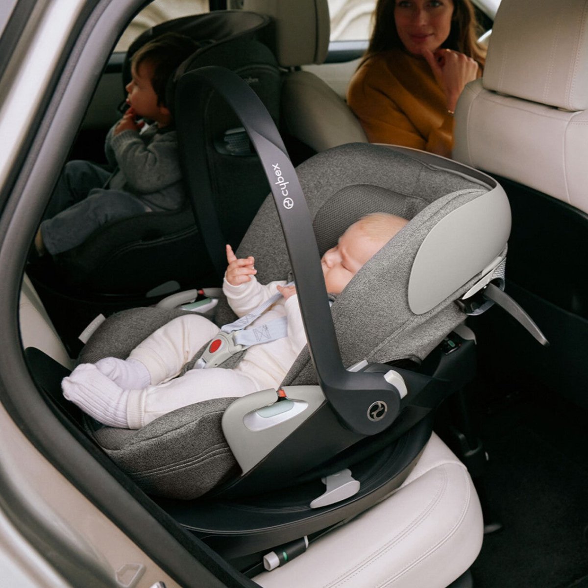 Autósülés hány éves korig? Teljes útmutató szülőknek - OduStore