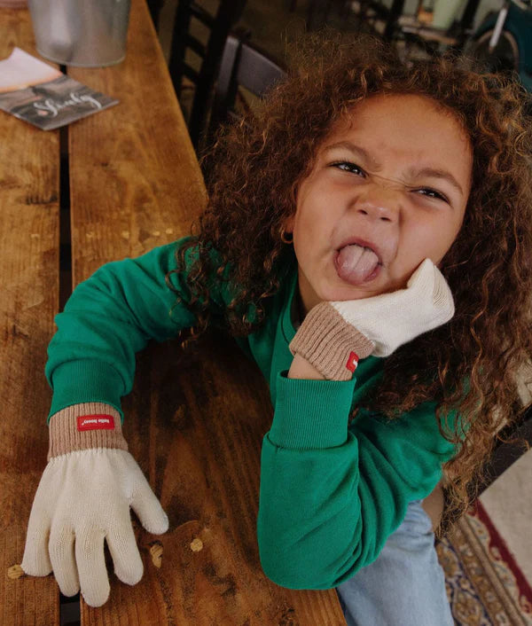 Hello Hossy Gloves - Handy Sandy