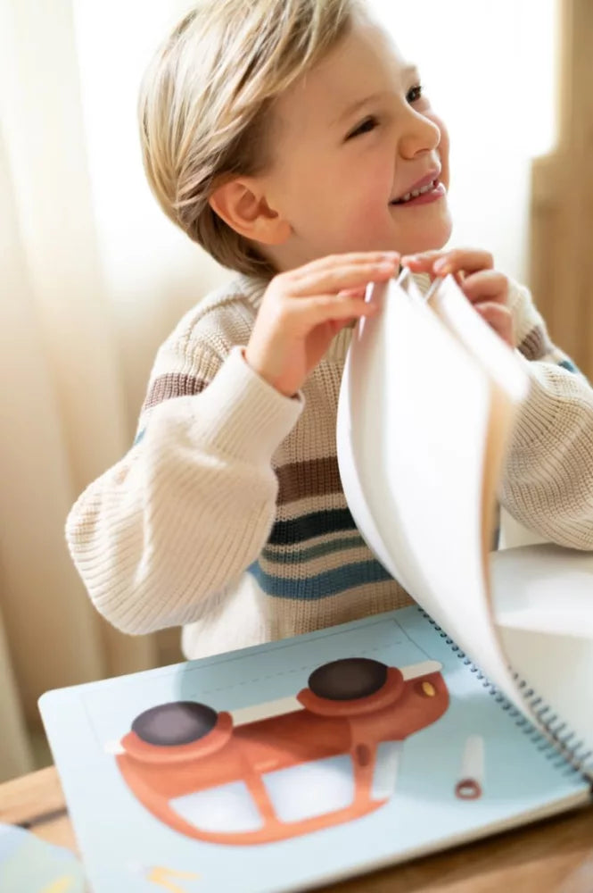 Little Dutch Jim garázsa - Dekorkönyv ollóval