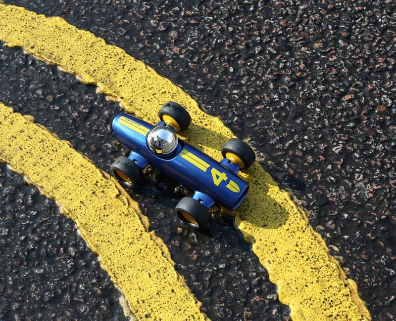 Playforever- Malibu Lucas kisautó