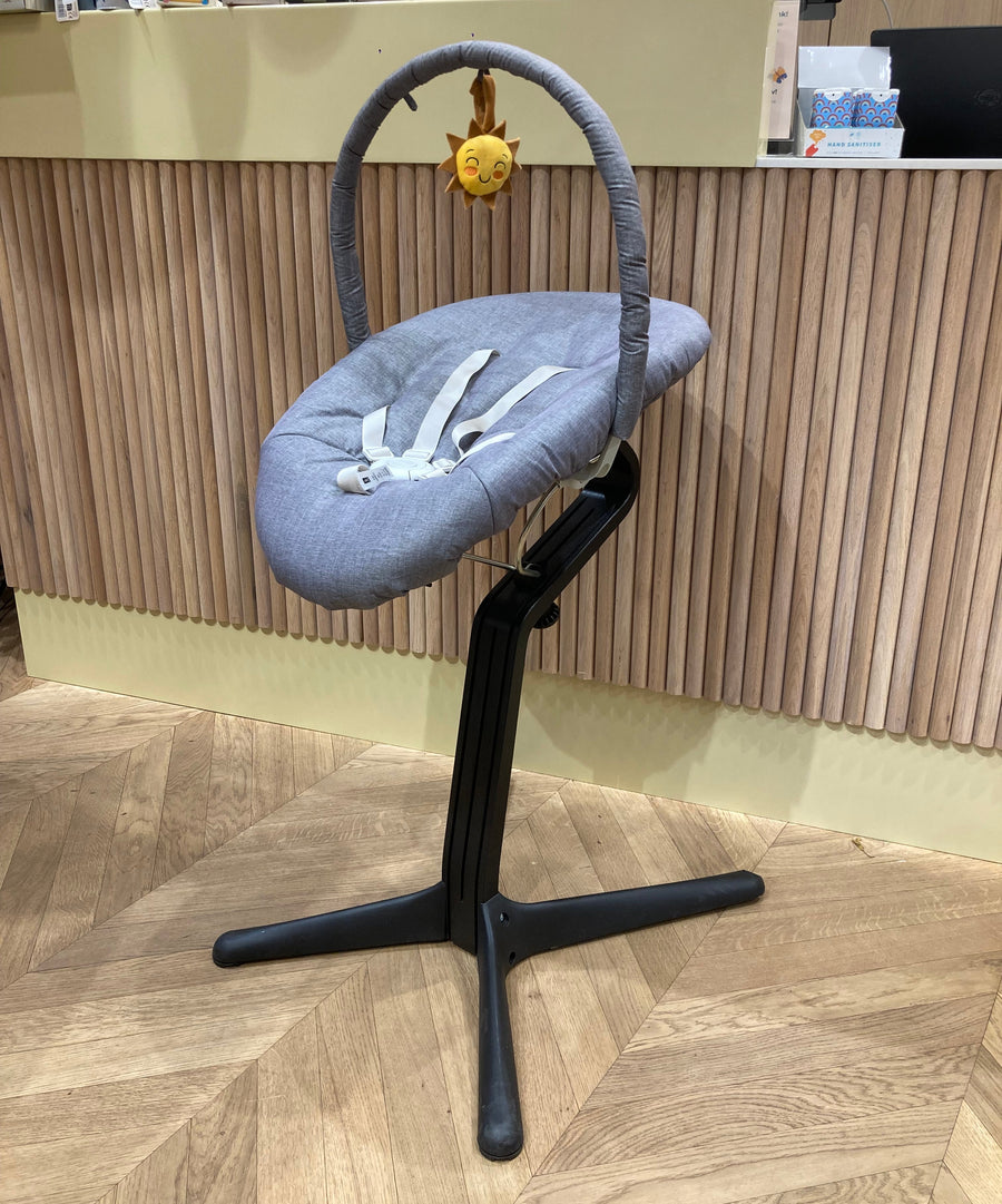 Stokke Nomi Newborn baba pihenőszék - kiállított darab