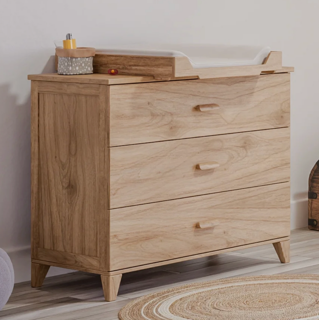 Theo Bebe® Commode Naïa Bois komód pelenkázó lappal