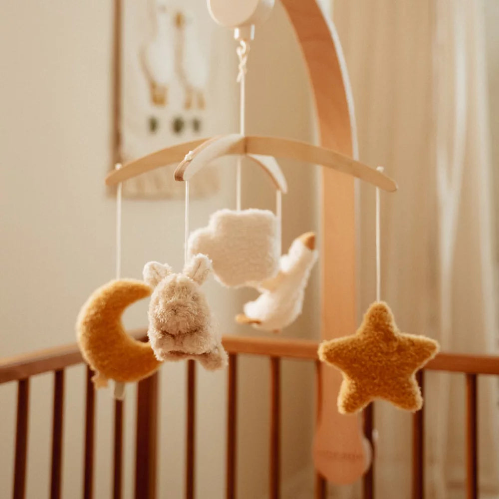 Little Dutch®  Zenélő körforgó natúr fa vázzal - Newborn Naturals