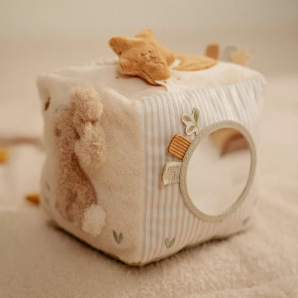 Little Dutch® Készségfejlesztő plüss kocka - Newborn Naturals