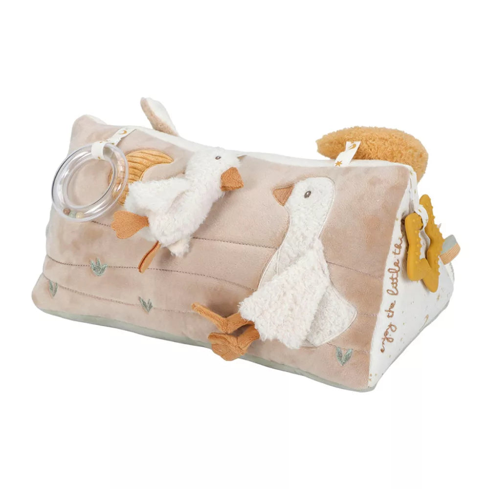 Little Dutch® Plüss készségfejlesztő háromszög - Newborn Naturals
