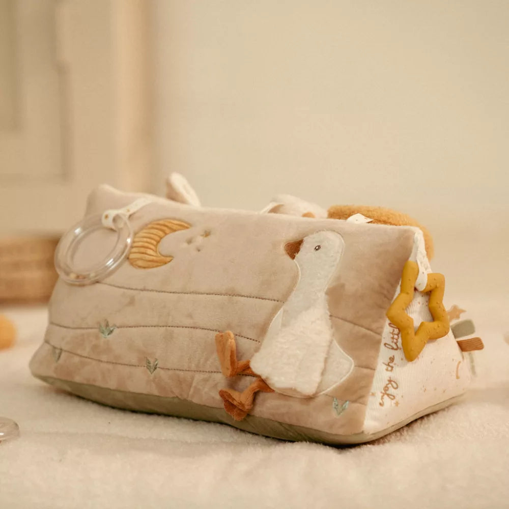 Little Dutch® Plüss készségfejlesztő háromszög - Newborn Naturals