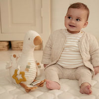 Little Dutch® Activity plüss gúnár - Newborn Natruals