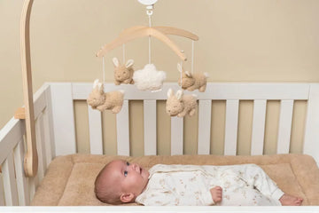 Little Dutch® Zenélő körforgó natúr fa vázzal - Baby Bunny