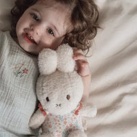 Little Dutch® Miffy nyuszi 20 cm - Lucky Blossom