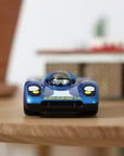 Playforever Zemonsta Hans small car