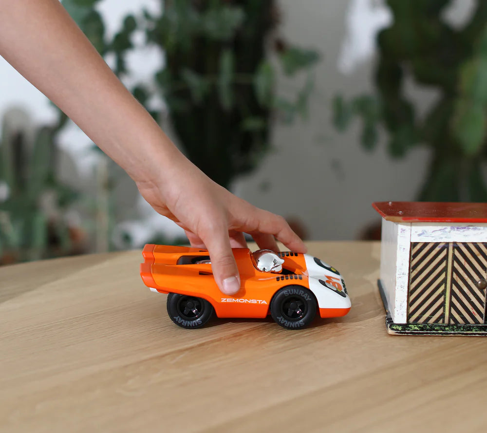 Playforever Zemonsta Egon toy car