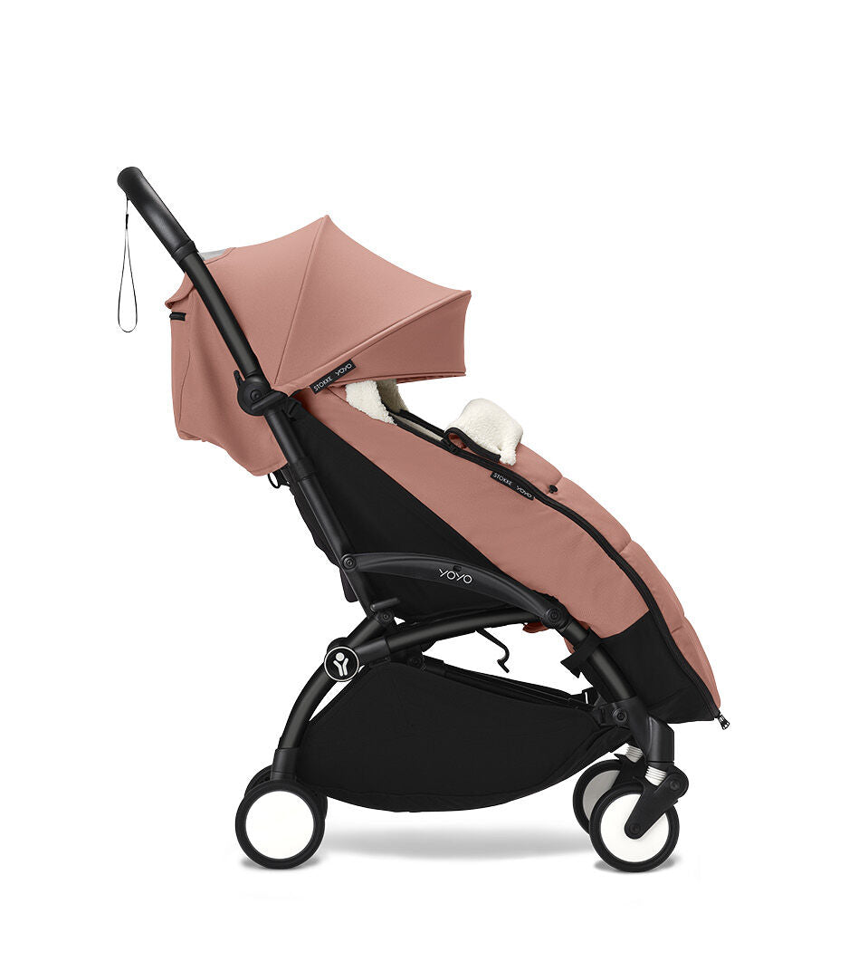 Stokke® YOYO3 6+ babakocsi - fekete vázzal