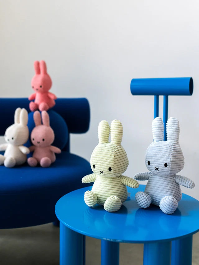 Bon Ton Toys - Miffy Kordbársony 23 cm - Ice Blue