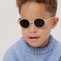 Izipizi® Kids napszemüveg D 9 - 36M - Apricot, Grey Lenses - IZIPIZI - Napszemüveg - OduStore