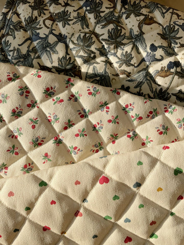 Konges Sløjd® Utazó pelenkázó alátét - Multi hearts - Konges Sløjd - Pelenkázó