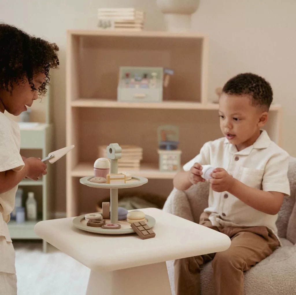 Little Dutch® Emeletes sütemény kínáló - Little Dutch - Gyerekjátékok