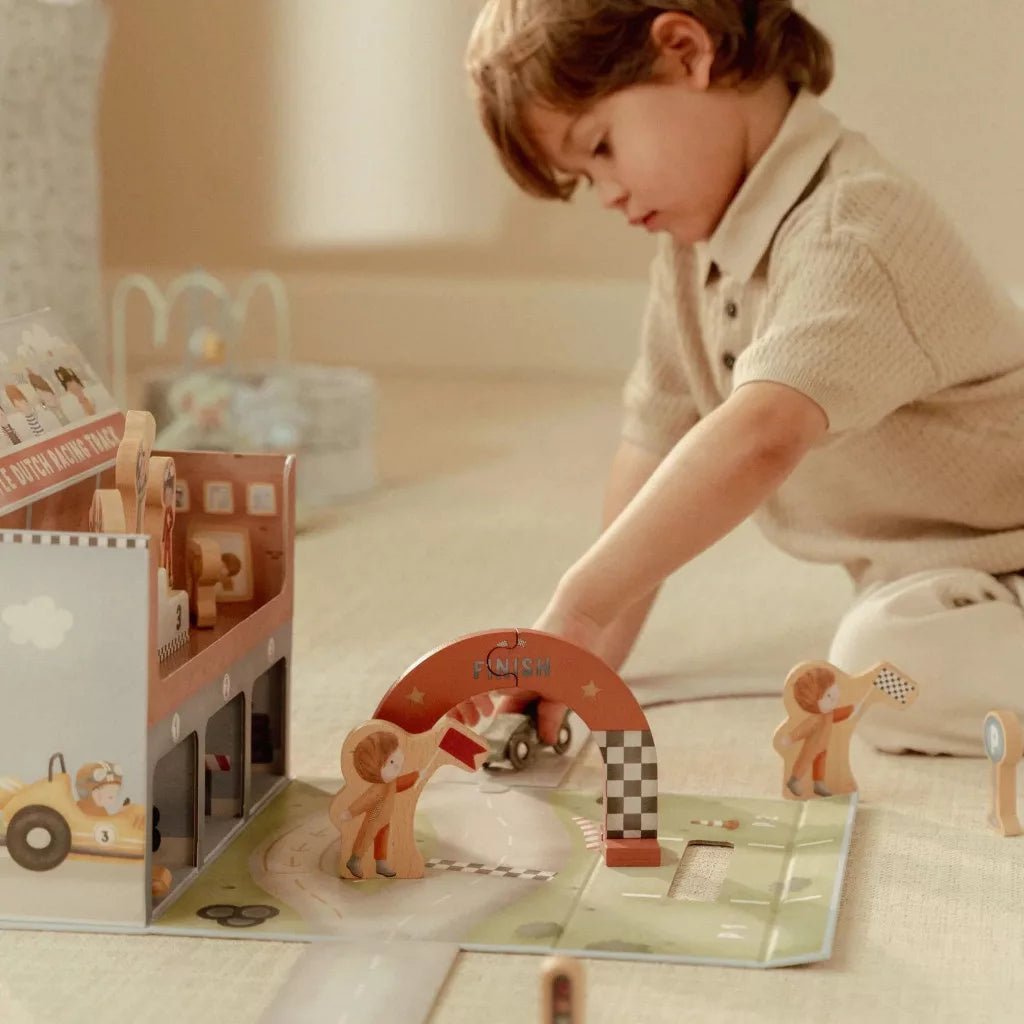 Little Dutch® Játékkoffer versenypálya - Little Dutch - Gyerekjátékok