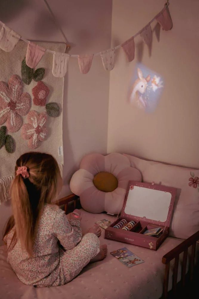 Little Dutch Mesevetítő - Pink - Little Dutch - Gyerekjátékok