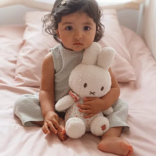 Little Dutch® Miffy nyuszi 30 cm - Lucky Blossom - Little Dutch - Babajátékok - OduStore