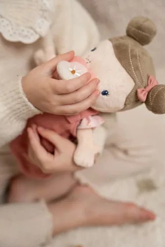 Little Dutch® Rosa baba mózeskosárban - Little Dutch - Gyerekjátékok - OduStore
