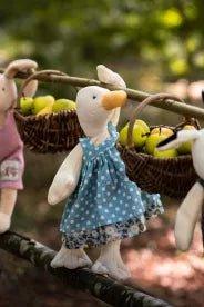 Moulin Roty A nagy család - Zsanna kacsa "kistesó" (30 cm) - Moulin Roty - Plüssök