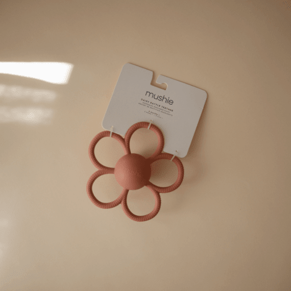 Mushie Csörgő rágóka - Margaréta - Mushie - Babajátékok