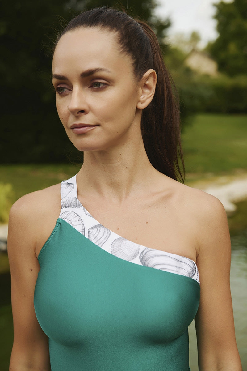 Pelso Ypsilon One-Piece - Shiny Emerald
