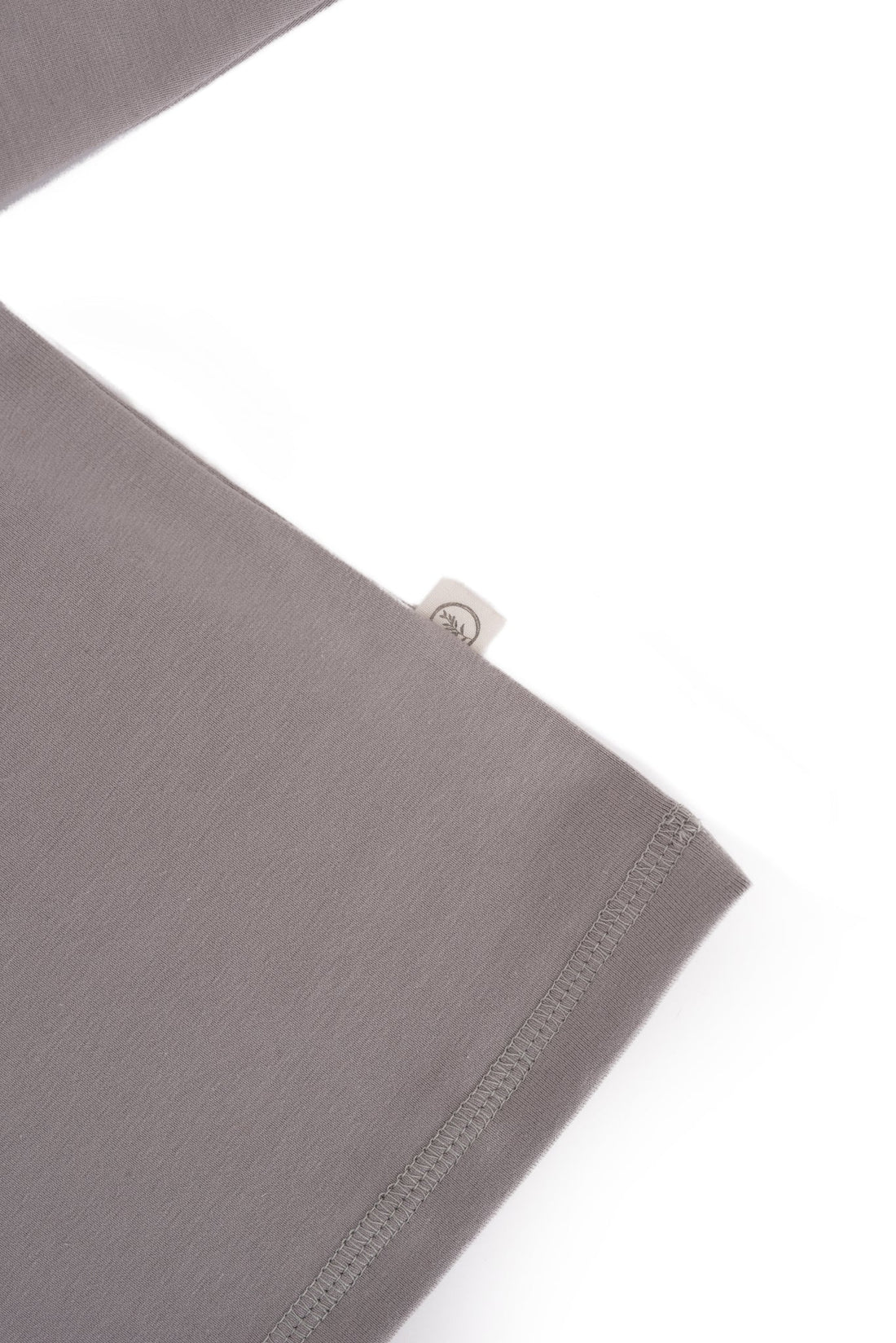 Petite Leaf® Fodros hosszú ujjú felső - Warm Grey - OduStore - Pólók, ingek - Petite Leaf