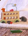 Vilac Fa készségfejlesztő játék – Bus’Animo állatos busz (Sarah Betz)