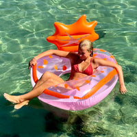 SunnyLife® Luxe úszógumi - Strawberry - SunnyLife - Nyári kellékek - OduStore