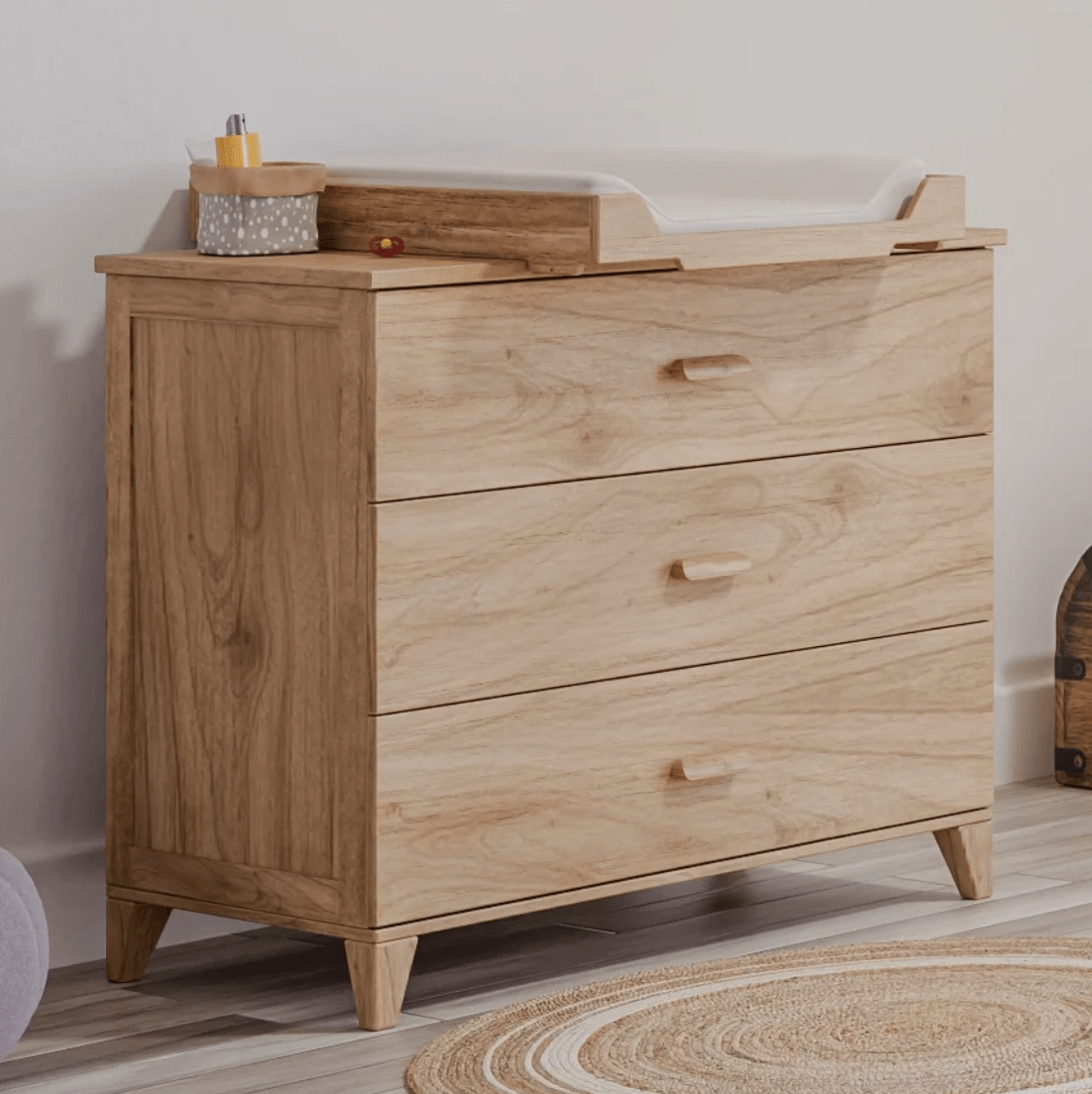Theo Bebe® Commode Naïa Bois komód pelenkázó lappal - Theo Bebe - Szekrény, komód - OduStore