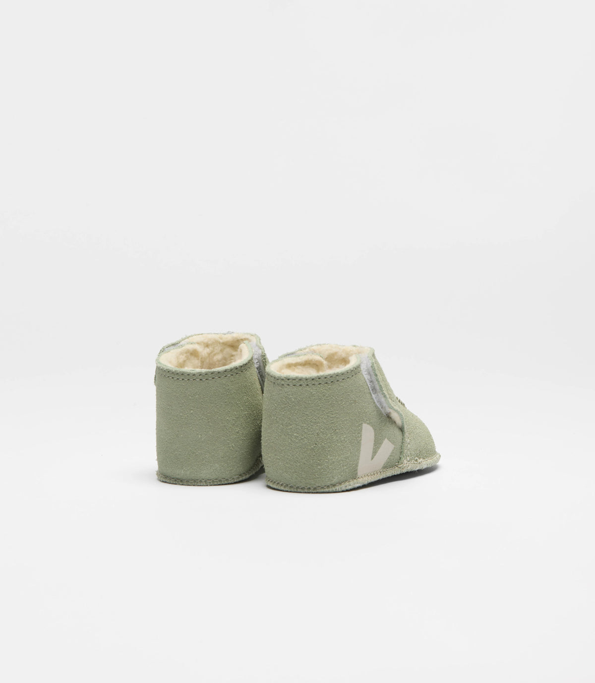 Veja Orso velúr tipegőcipő – Clay Pierre